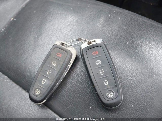 1FMCU9J99EUC62288 Ford Escape Titanium