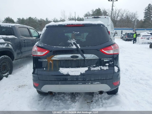 1FMCU9J99EUC62288 Ford Escape Titanium