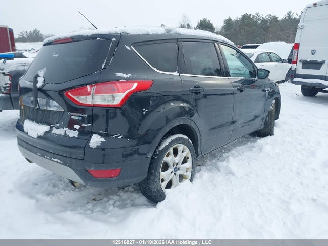 1FMCU9J99EUC62288 Ford Escape Titanium