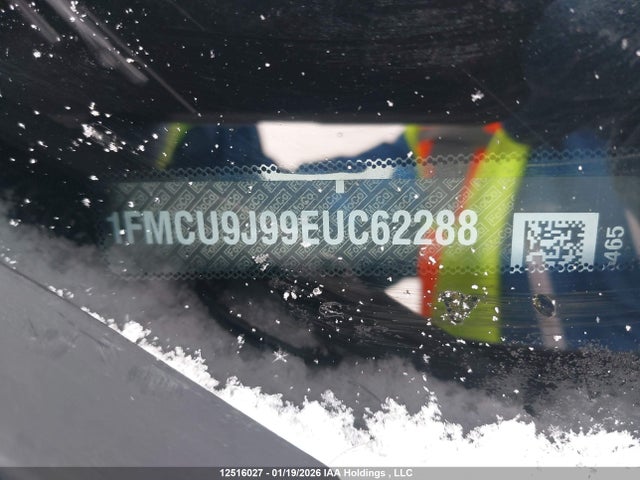 1FMCU9J99EUC62288 Ford Escape Titanium