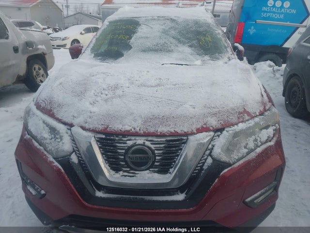 5N1AT2MV9JC782758 Nissan Rogue