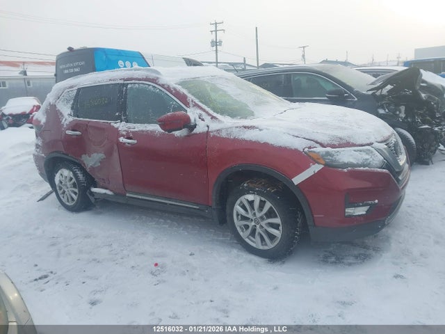 5N1AT2MV9JC782758 Nissan Rogue