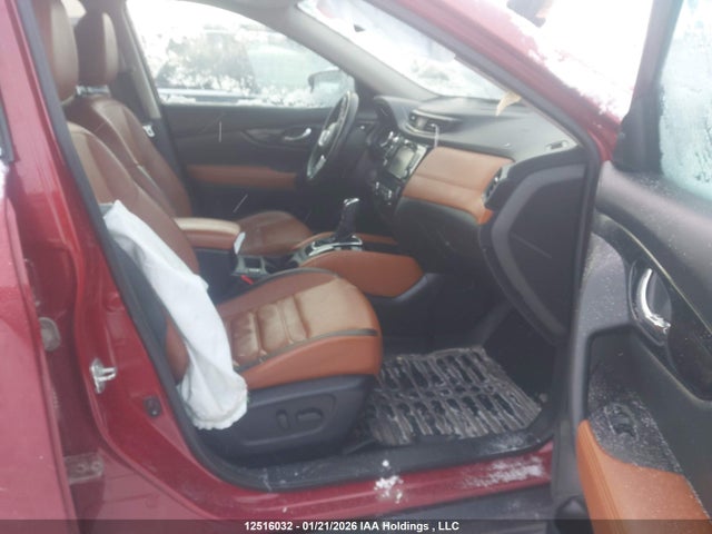 5N1AT2MV9JC782758 Nissan Rogue