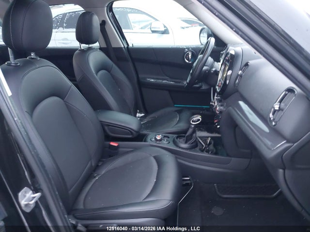 Mini Countryman Cooper 2018 WMZYV5C30J3E03096 Image 5