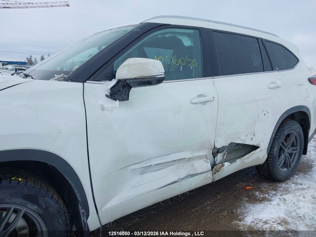 2020 Toyota Highlander Xle მანქანა იყიდება აუქციონზე, vin: 5TDGZRBH5LS048705, აუქციონის ნომერი: 12516050