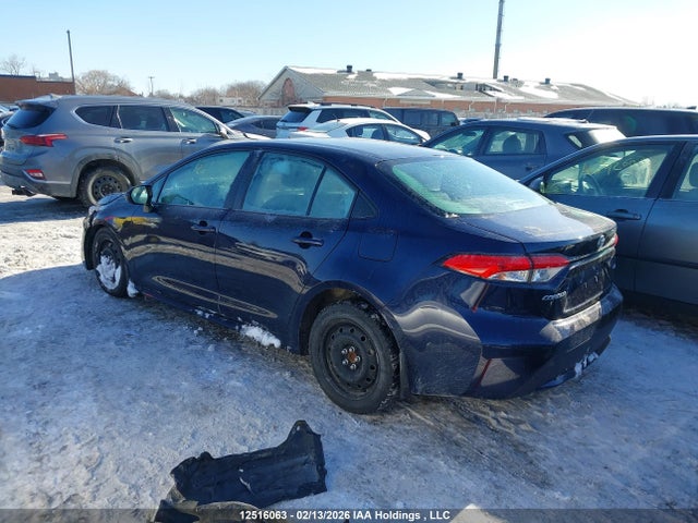 Toyota COROLLA LE 2022 5YFBPMBE4NP302019 Image 15