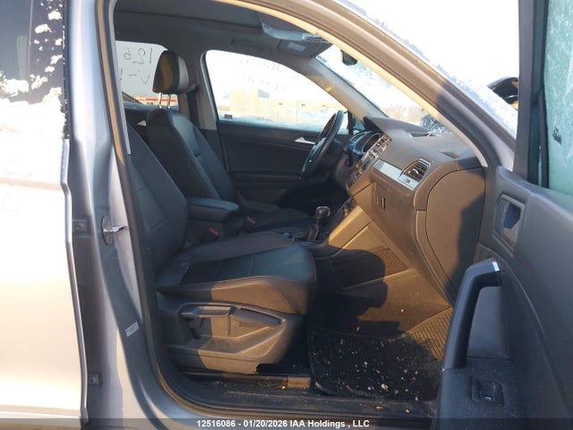 3VV2B7AX0LM134792 Volkswagen Tiguan Comfortline/iq Drive