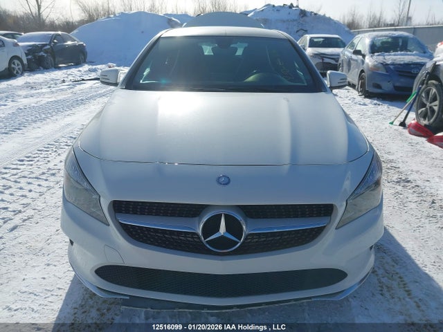 WDDSJ4GB0HN401122 Mercedes-Benz CLA 250 4MATIC