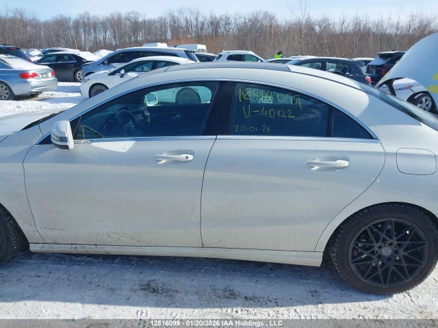 WDDSJ4GB0HN401122 Mercedes-Benz CLA 250 4MATIC