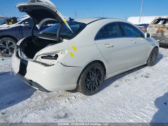 WDDSJ4GB0HN401122 Mercedes-Benz CLA 250 4MATIC