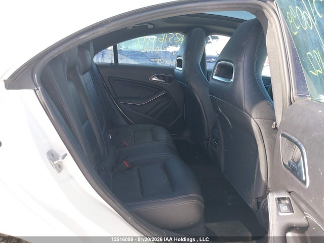 WDDSJ4GB0HN401122 Mercedes-Benz CLA 250 4MATIC