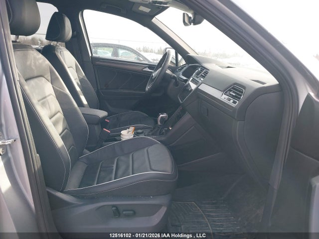 3VV4B7AXXPM086328 Volkswagen Tiguan Highline R-line