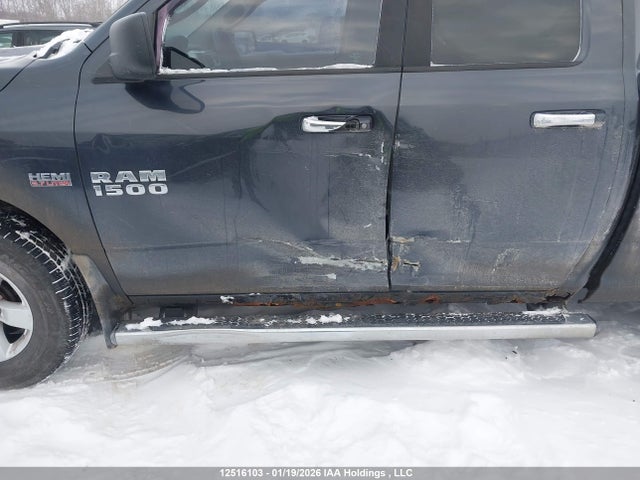 1C6RR7GT3GS109483 RAM 1500 Slt