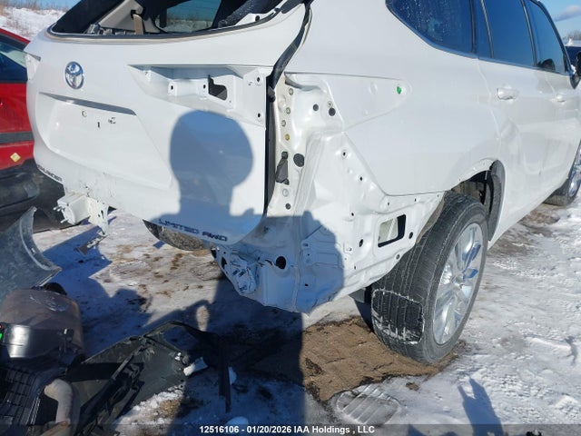 5TDDZRBH0NS254603 Toyota Highlander Limited