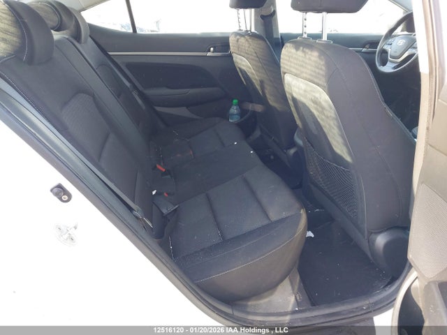 KMHD84LF1HU266242 Hyundai Elantra