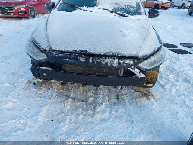 KMHD84LF1HU314421 Hyundai Elantra Limited Se