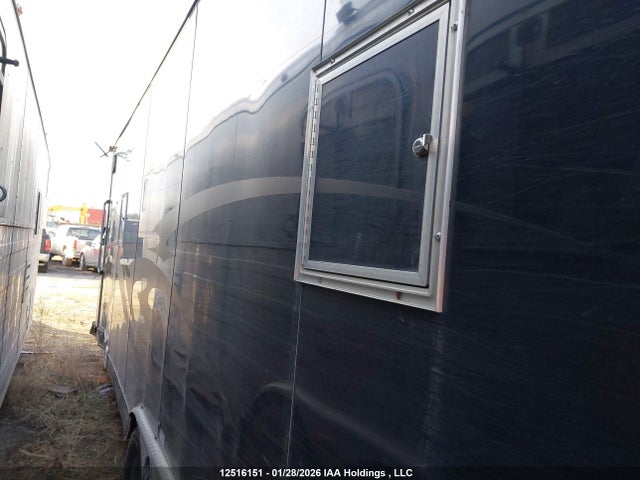 Tnt Cargo Trailer 2014 5WBBE2826FW009054 Image 3