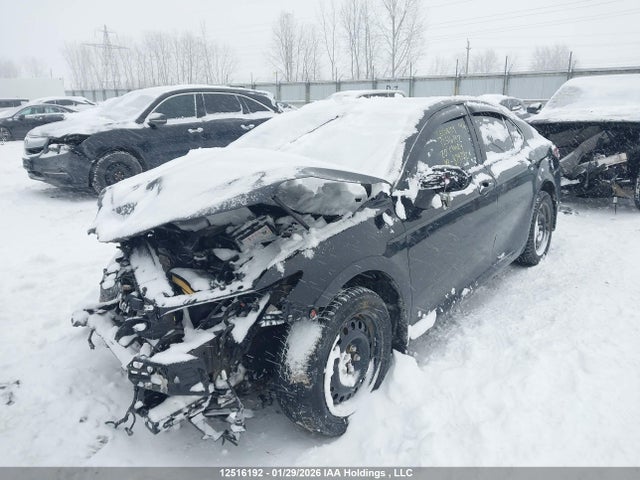 Toyota CAMRY LE 2020 4T1E11AKXLU874342 Image 2