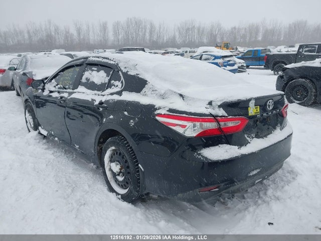 Toyota CAMRY LE 2020 4T1E11AKXLU874342 Image 3
