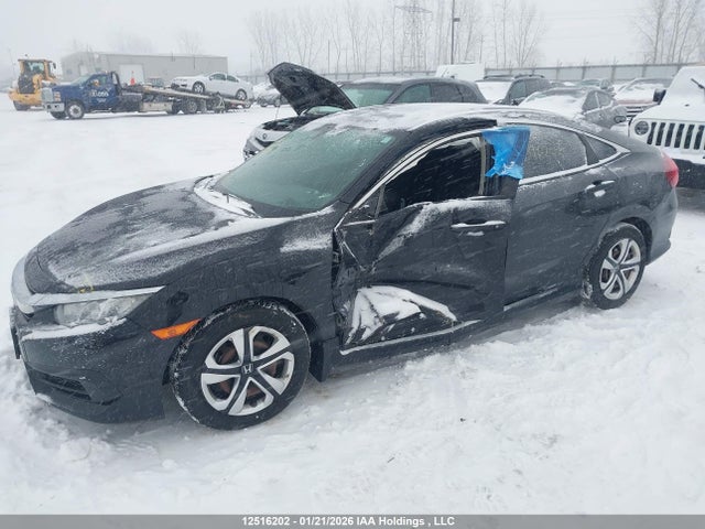 Продаж на аукціоні авто 2018 Honda Civic Lx, vin: 2HGFC2F58JH025579, номер лоту: 12516202