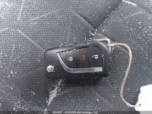 2T3B1RFV6RC444684 Toyota RAV4 LE