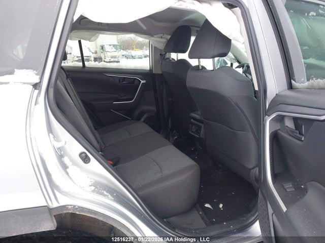 2T3B1RFV6RC444684 Toyota RAV4 LE