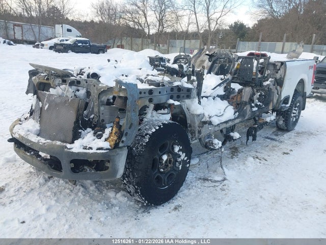 Ford F-350 Xlt 2023 1FT8W3BT7PED36672 Image 2