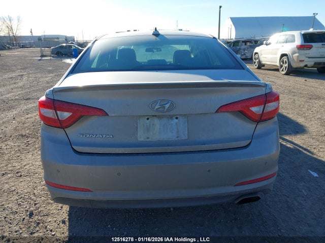 5NPE24AFXFH006281 Hyundai SONATA SE