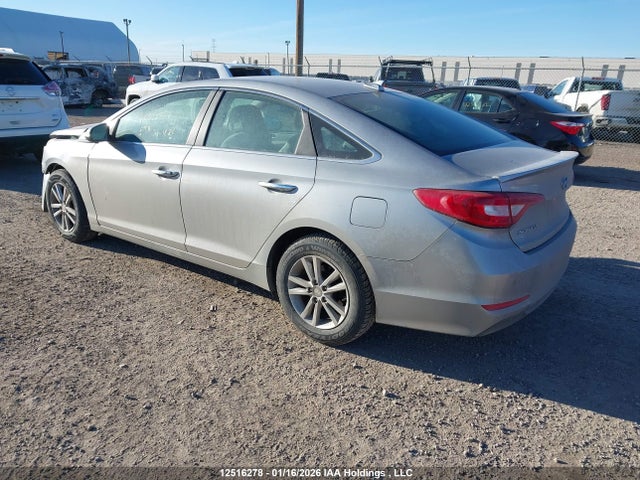 5NPE24AFXFH006281 Hyundai SONATA SE