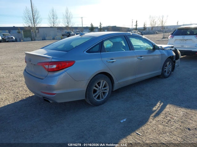 5NPE24AFXFH006281 Hyundai SONATA SE