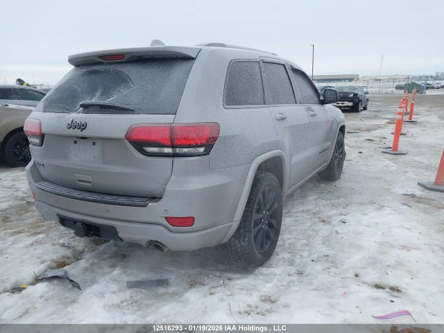 1C4RJFAG0JC417931 Jeep Grand Cherokee Laredo