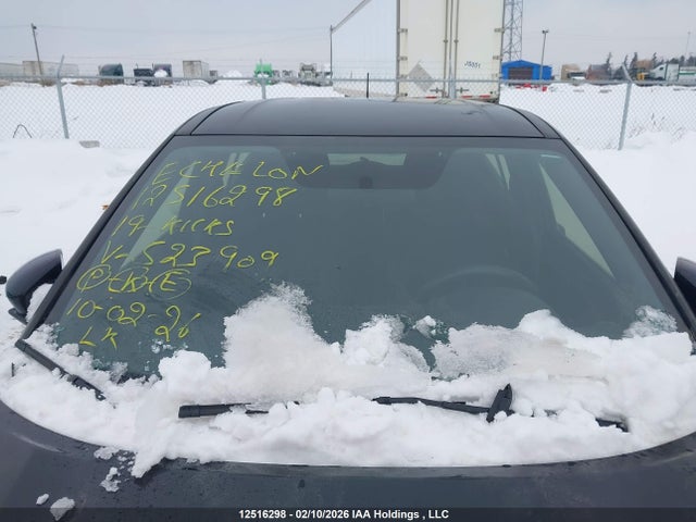3N1CP5CU8KL523909 Nissan Kicks S/sr/sv