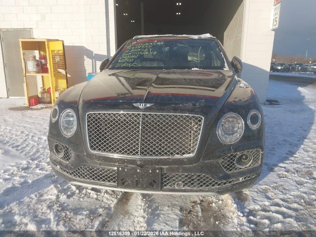 Bentley Bentayga V8 2019 SJAAM2ZV5KC023912 Image 12