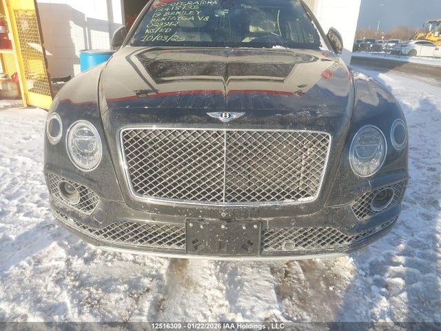 Bentley Bentayga V8 2019 SJAAM2ZV5KC023912 Image 6