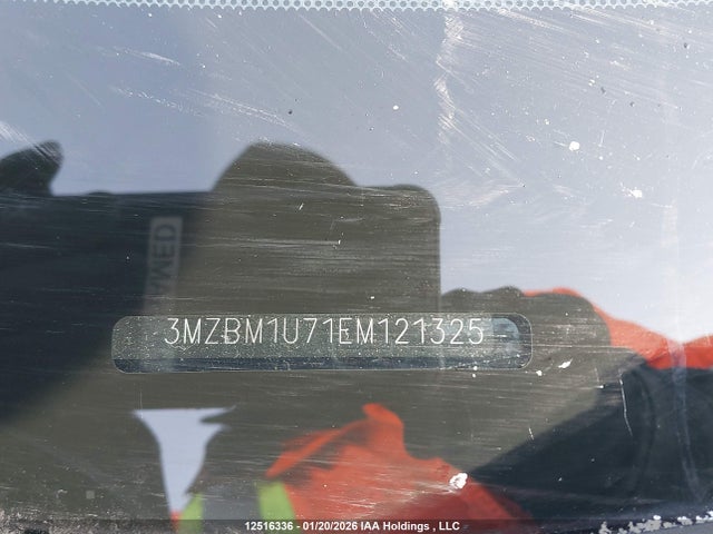 3MZBM1U71EM121325 Mazda MAZDA3