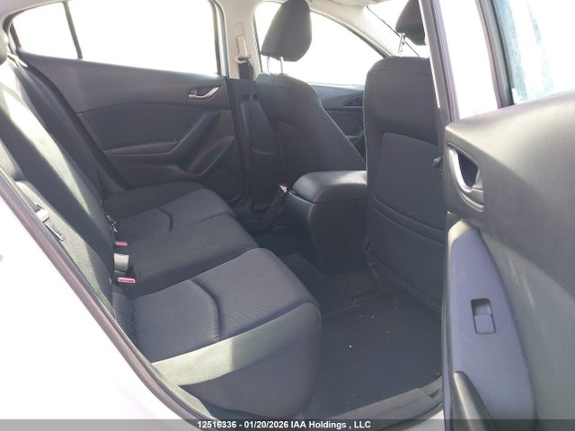 3MZBM1U71EM121325 Mazda MAZDA3
