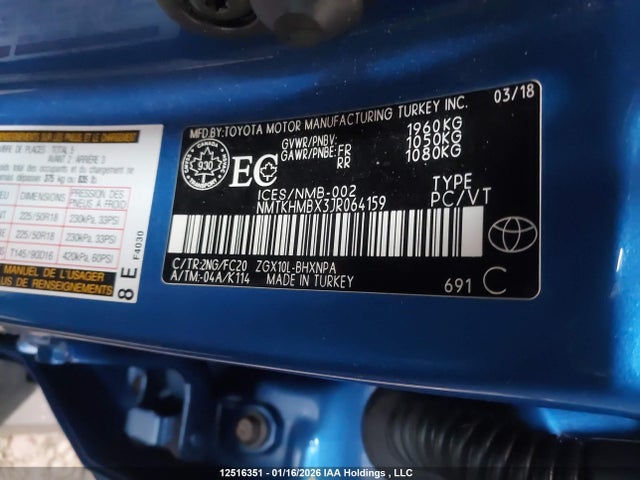 12516351 :رقم المزاد ، NMTKHMBX3JR064159 vin ، 2018 Toyota C-hr Xle/xle Premium مزاد بيع