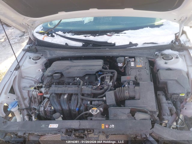 KMHLM4DG7RU821422 Hyundai ELANTRA SEL