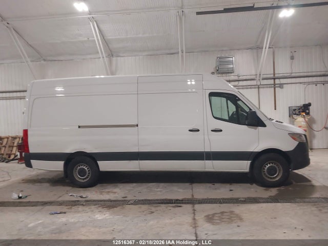 Mercedes-Benz Sprinter 2500 2023 W1Y4KCHY5PP589714 Image 13