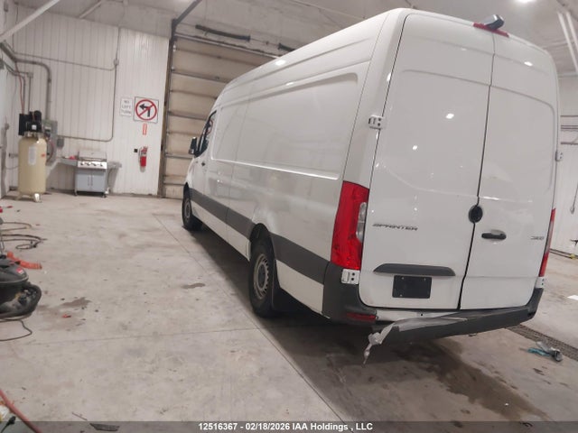 Mercedes-Benz Sprinter 2500 2023 W1Y4KCHY5PP589714 Image 3