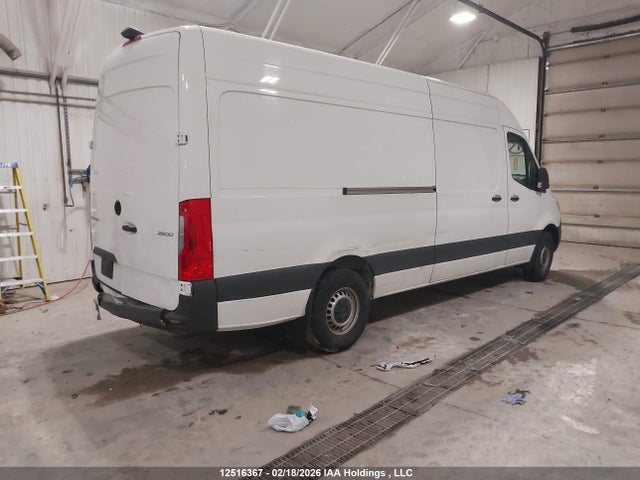 Mercedes-Benz Sprinter 2500 2023 W1Y4KCHY5PP589714 Image 4