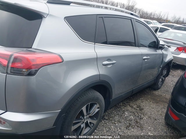 12516392 :رقم المزاد ، 2T3BFREV7JW759869 vin ، 2018 Toyota Rav4 Le مزاد بيع