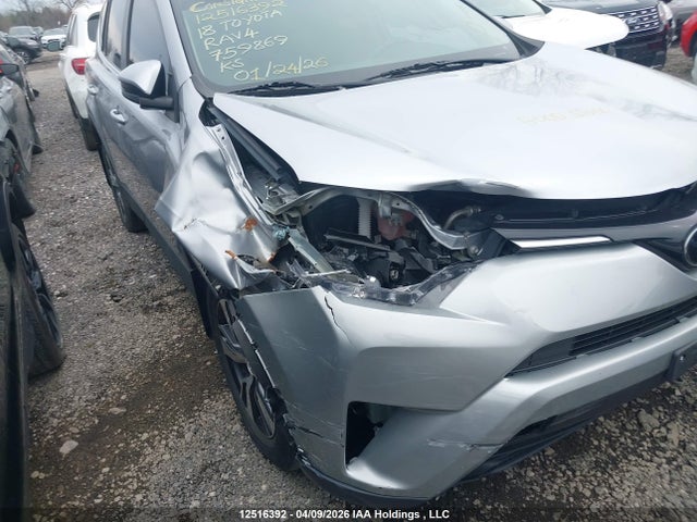 12516392 :رقم المزاد ، 2T3BFREV7JW759869 vin ، 2018 Toyota Rav4 Le مزاد بيع