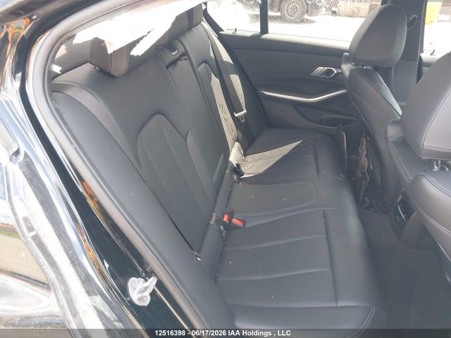 BMW 330i Xdrive 2023 3MW89FF03P8D18565 Image 8