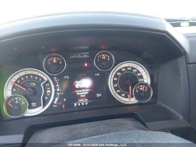 1C6RR7MT6FS519021 RAM 1500 Sport