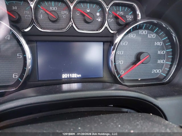 1GCVKREC8HZ388612 Chevrolet Silverado 1500 2lt