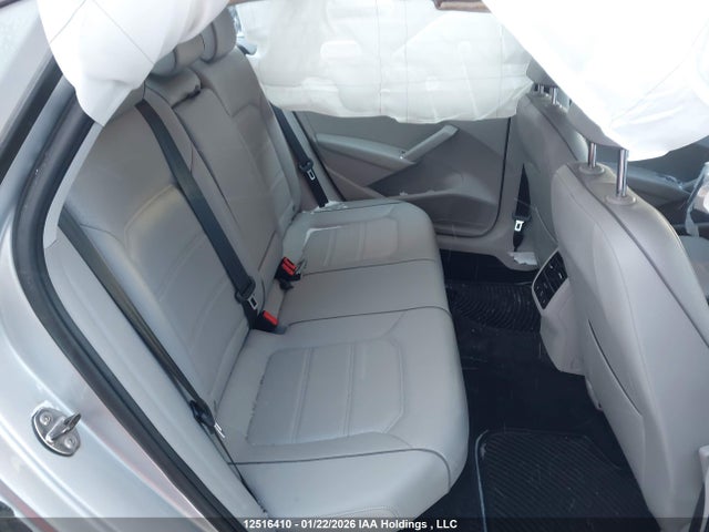 Volkswagen PASSAT SE 2017 1VWBT7A37HC080468 Image 8