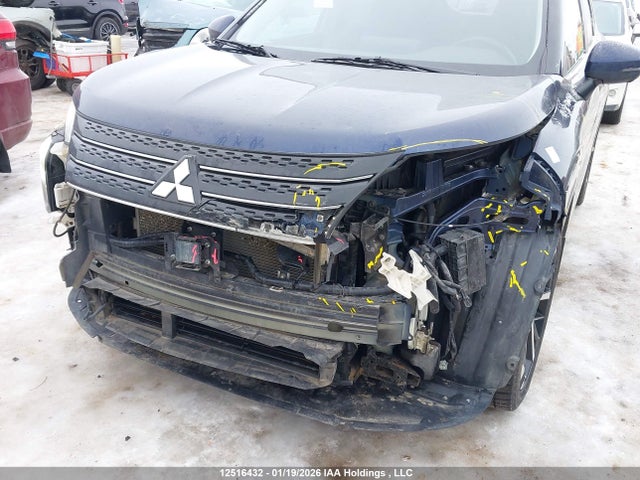 JA4J4UA87NZ603481 Mitsubishi Outlander
