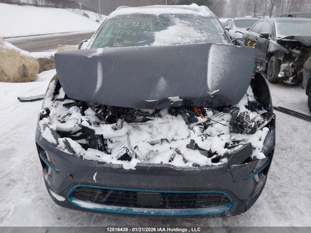 KNDCE3LG7L5033786 KIA Niro Ev Sx Touring