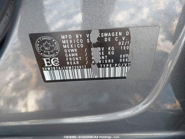 3VW2B7AJ1HM330917 Volkswagen JETTA S
